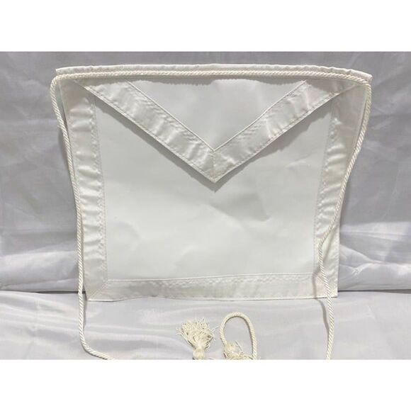 Genuine Masonic Masonry Ceremony white 15 X 13 Presentation Apron 2007 - Picture 3 of 8